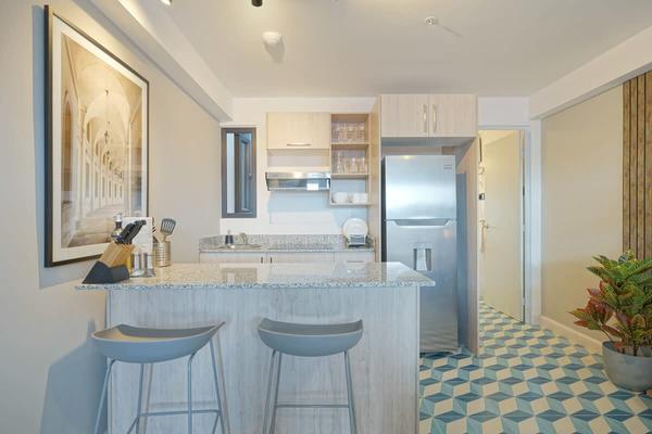 Spectacular Loft in Santa Ana