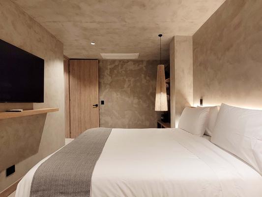 Bright & Modern 2BR in Heart of El Poblado