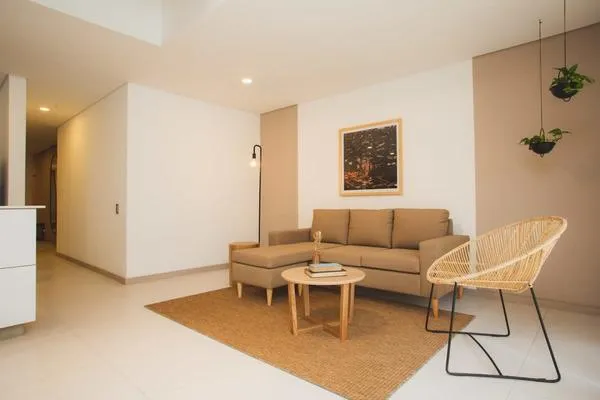 Beautiful 3BR w/ Terrace n' AC in Laureles