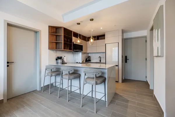 Elegant 2BR w/ Balcony & AC in San Francisco