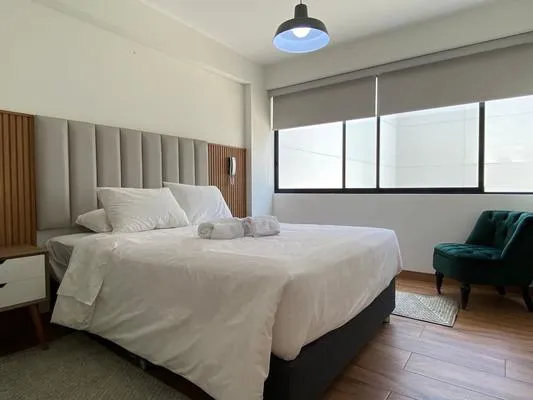 Stunning 2BR with balcony in Miraflores