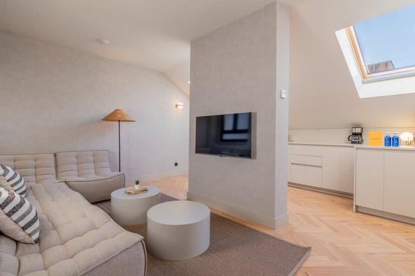 Cozy Penthouse at Palacio Real