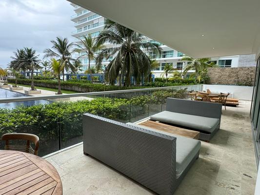 Luxury 4BR w/ Private Pool in Morros Epic