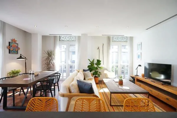 Luxury 2BR in Casco Viejo