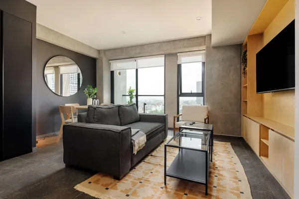 Calm & Cozy 1BR w/ Balcony in Tabacalera