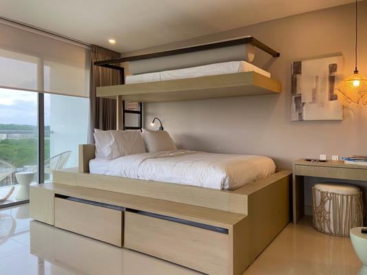 Suit 1BR w/ Balcony in Manzanillo Beach