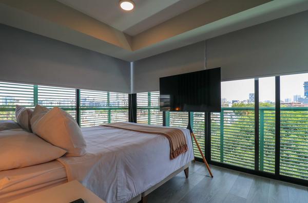 Plaza Stays 2BR with Balcony in San Isidro