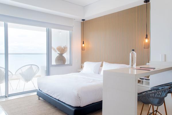 Spectacular Loft w/ Balcony in Crespo