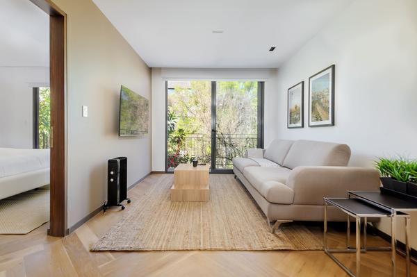 Amazing 2BR with balcony in Roma Norte