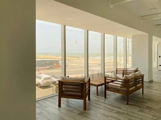 Bright 1BR w/ Ocean View near Walled City