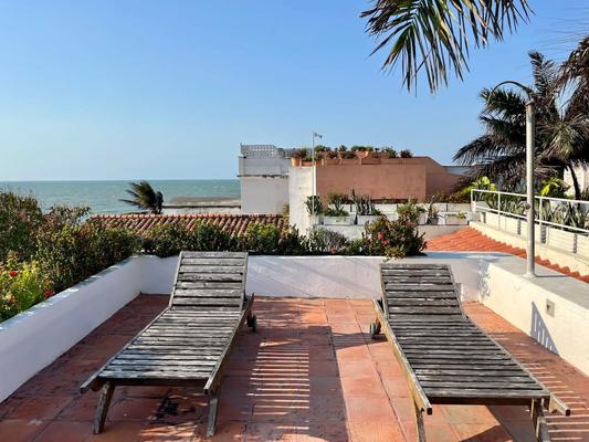 Engaging 4BR Colonial Villa w/ AC in Cartagena