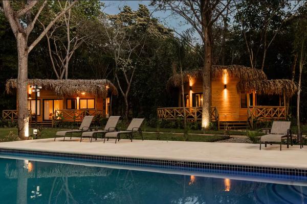 Eco 2BR Bungalow with Lush Nature Views