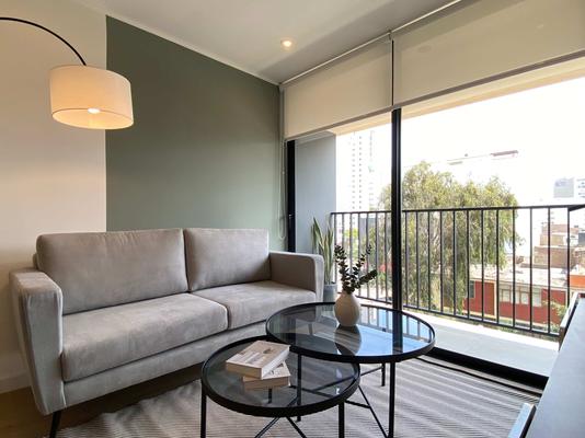 Deluxe 2BR w/ Balcony & View in Miraflores