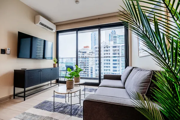 Stylish 1BR in San Francisco w/ Balcony