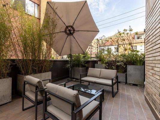 Picturesque 1BR with Terrace in Zona G