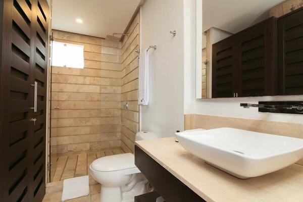Charming 3BR Villa w/ Pool and Jacuzzi in CTG