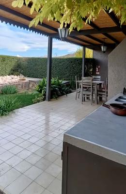 Cozy 2BR Home Surrounded by Vineyards w/ BBQ