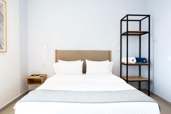 Comfortable Loft w/ Alluring Terrace in CTG