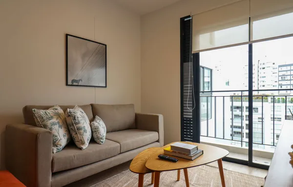Refined & Cozy 2BR w/ Balcony in Miraflores