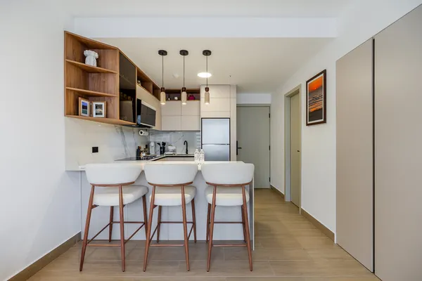 Scenic 1BR w/ Balcony & View in San Francisco