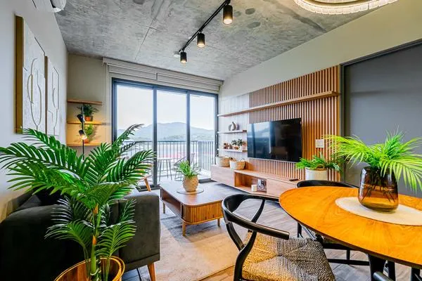 Trendy 2BR w/Balcony in the Heart of Centriqo