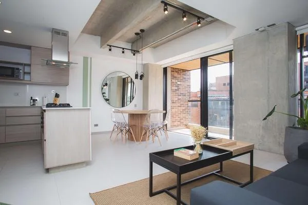 Amazing 3BR w/ AC and balcony in Laureles