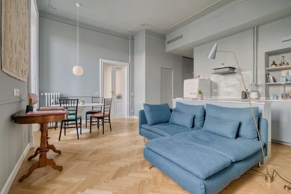 Charming  2BR Steps from Arco della Pace