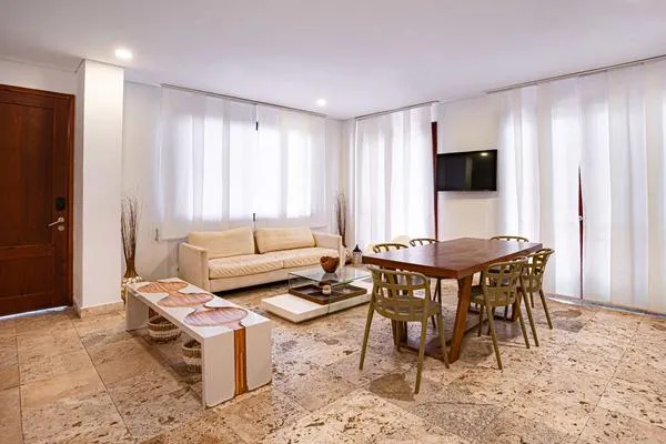 Incredible 2BR with AC in Ciudad Amurallada