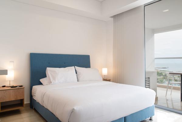 Majestic Loft with Balcony in Crespo