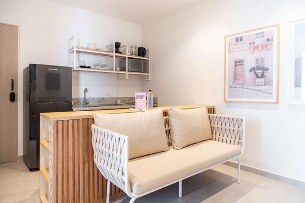Pristine 2BR w/ Lovely Terrace in CTG