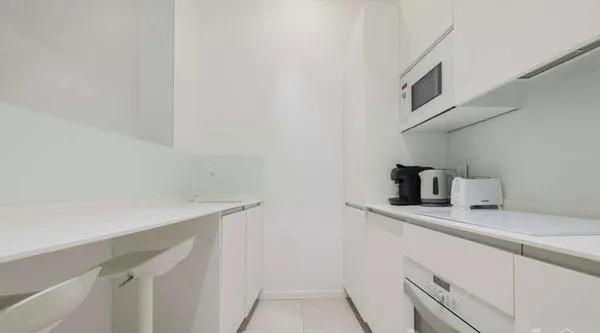 Chic 1BR in the Vibrant Chueca Neighborhood