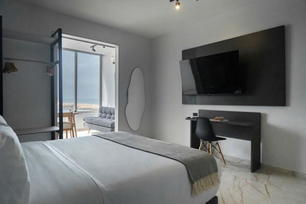 Scenic 3BR w/ Ocean View near C. Amurallada