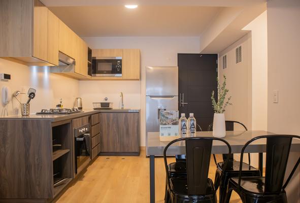 Cozy 2BR w/ Great Balcony in Miraflores