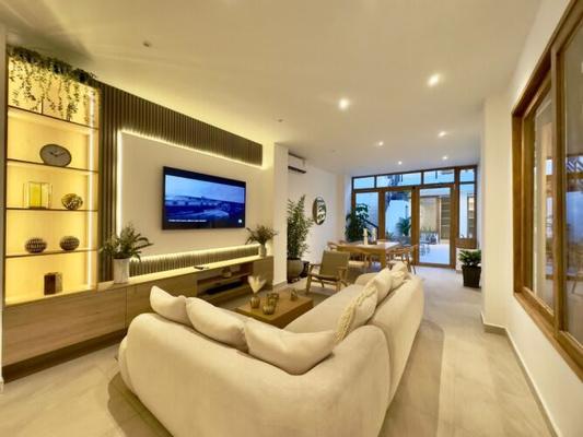 Prestigious House w/ Fantastic Pool in CTG