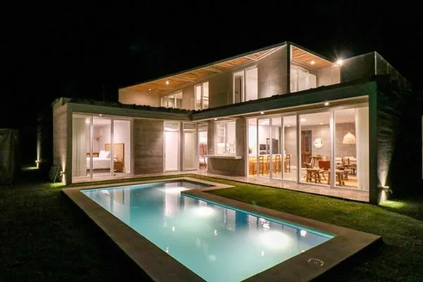 J Home 4BR with Private Pool in Paracas