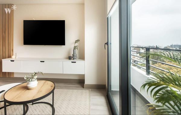Modern 1BR with Balcony in San Isidro