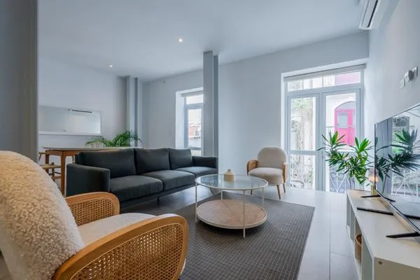 Amazing 2BR with Rooftop Pool In Casco Antiguo