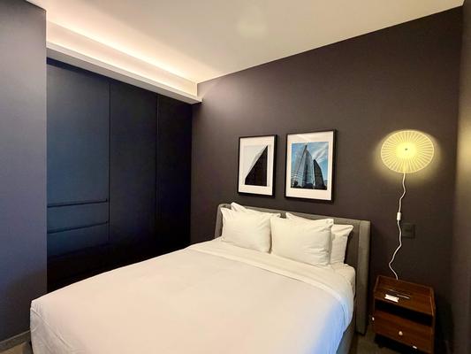 Modern & Cozy 1BR w/ Terrace in Tabacalera