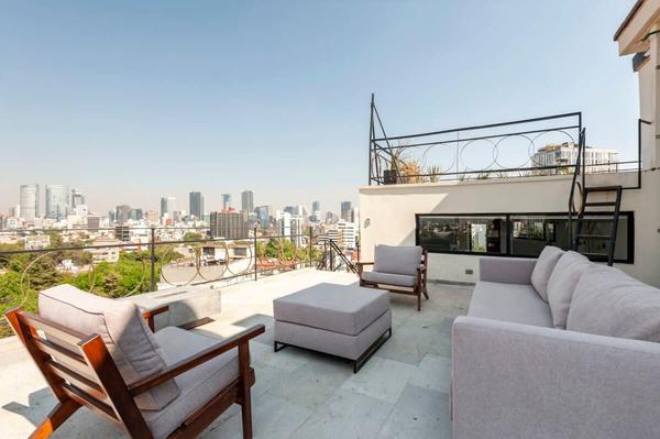 Astonishing art deco triplex in CDMX