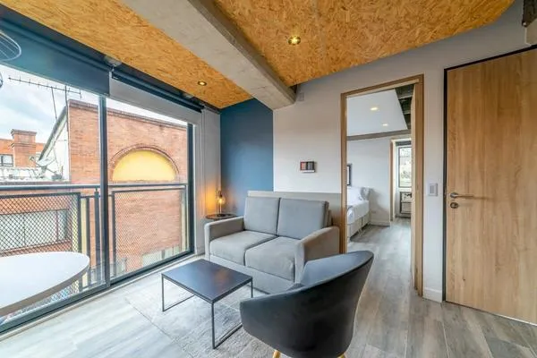 Bright 1BR In Zona G