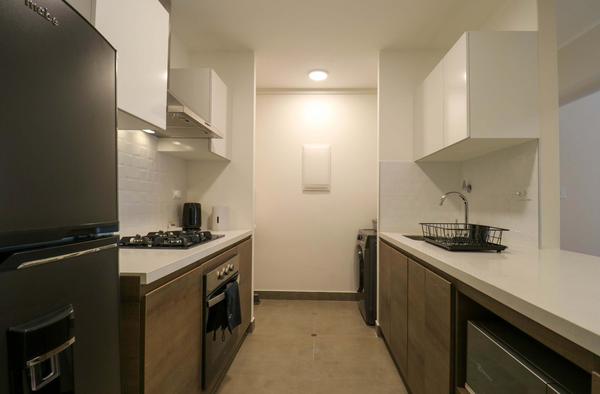Modern 2BR w/ Balcony Near Parque Kennedy