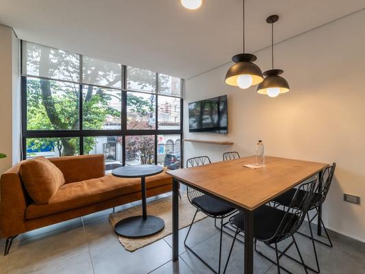 Laureles 2BR w/ City Views